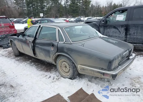 1988 Jaguar Xj6 z USA, uszkodzony, nr VIN SAJHV1545JC509301